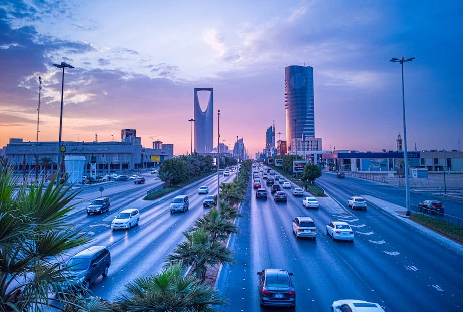Exploring Opportunities in Saudi Arabia's Non Oil Sectors for Diversification Beyond Oil